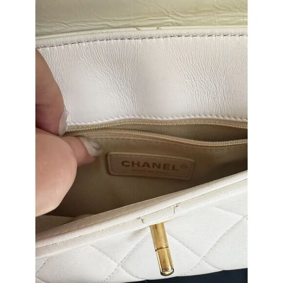 Chanel Timeless Classique Top Handle Leather Bag Quilted Flap White Cream Gold - Picture 15 of 15